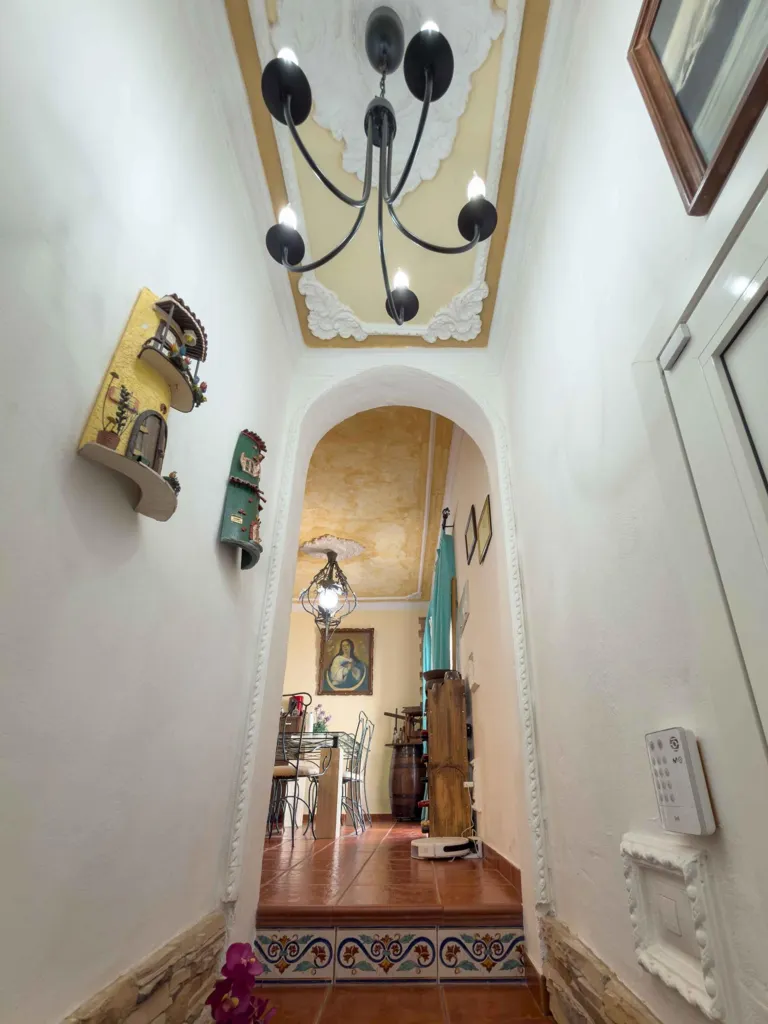 hallway_entrance