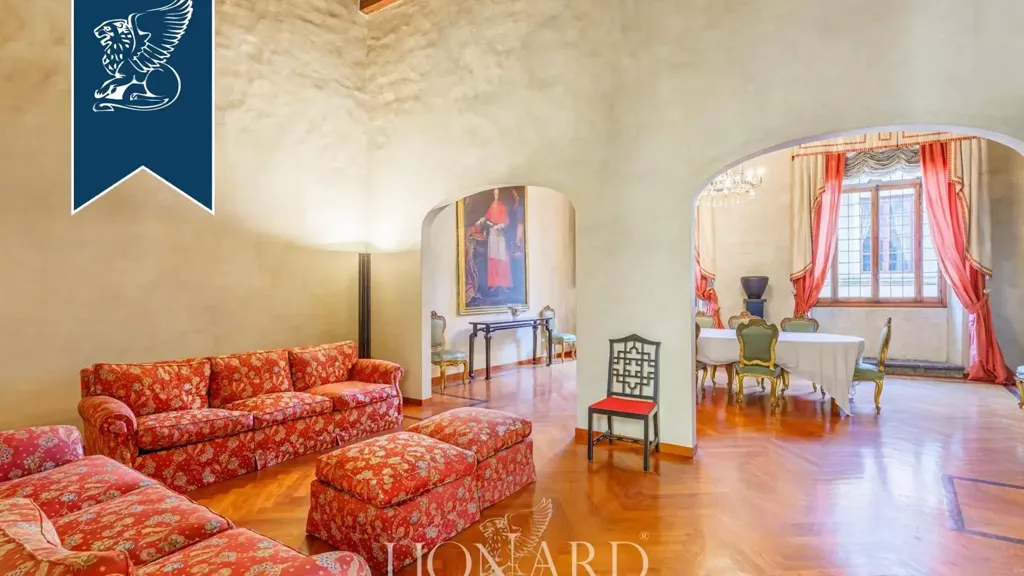 Living Room - Historic Attico with Decorated Facade in Florence