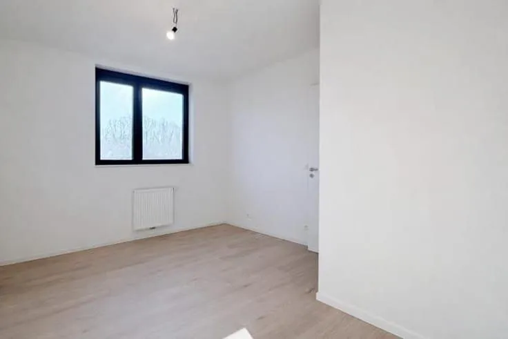 Pièces - Appartement à Jambes, Proche de la Rue Julie Dessy