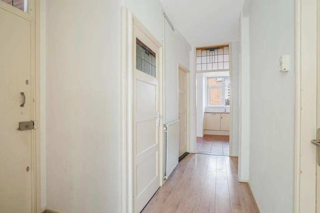 Entrée - Bright 3-Bedroom Penthouse in The Hague Centre