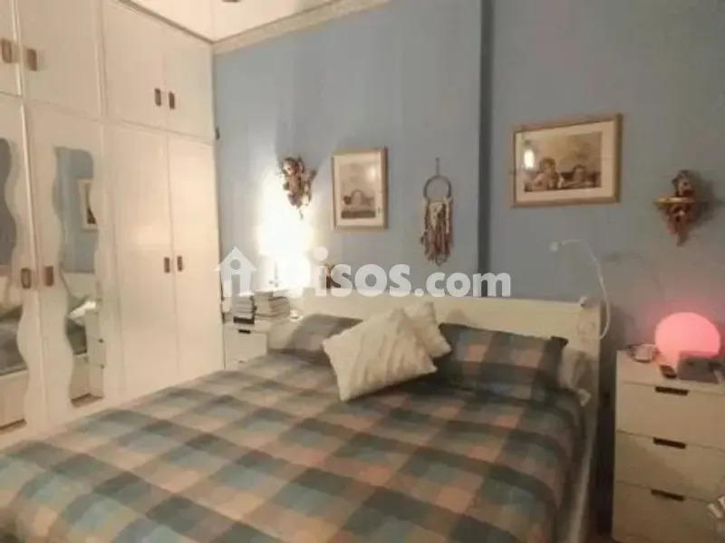 Chambres - Appartement 2 pièces à ES