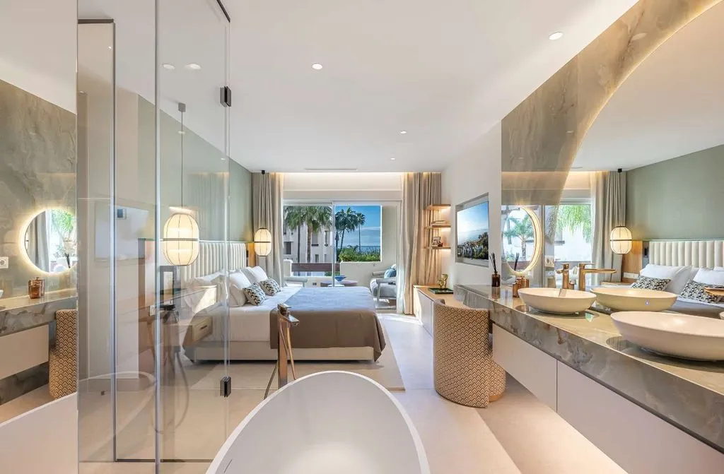 Vannitoad - Contemporary Apartment with Pool in El Padrón