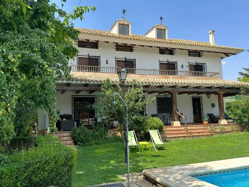 Piscine - Chalet with Pool in Luxury Urbanisation, Albacete