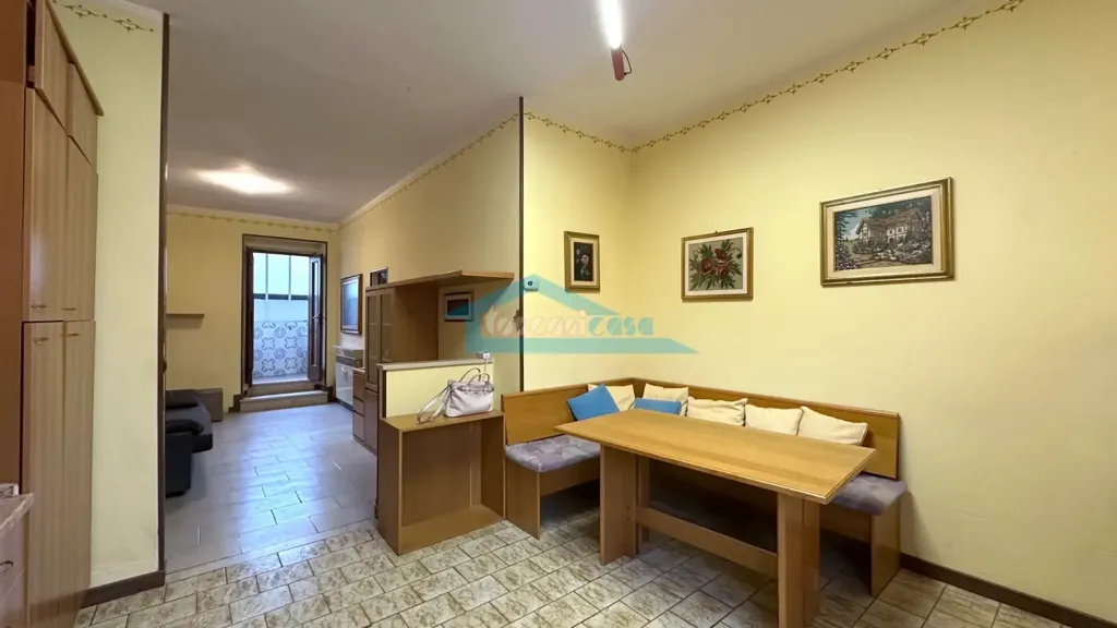 Sala da pranzo - Independent House with Two Balconies in Adro