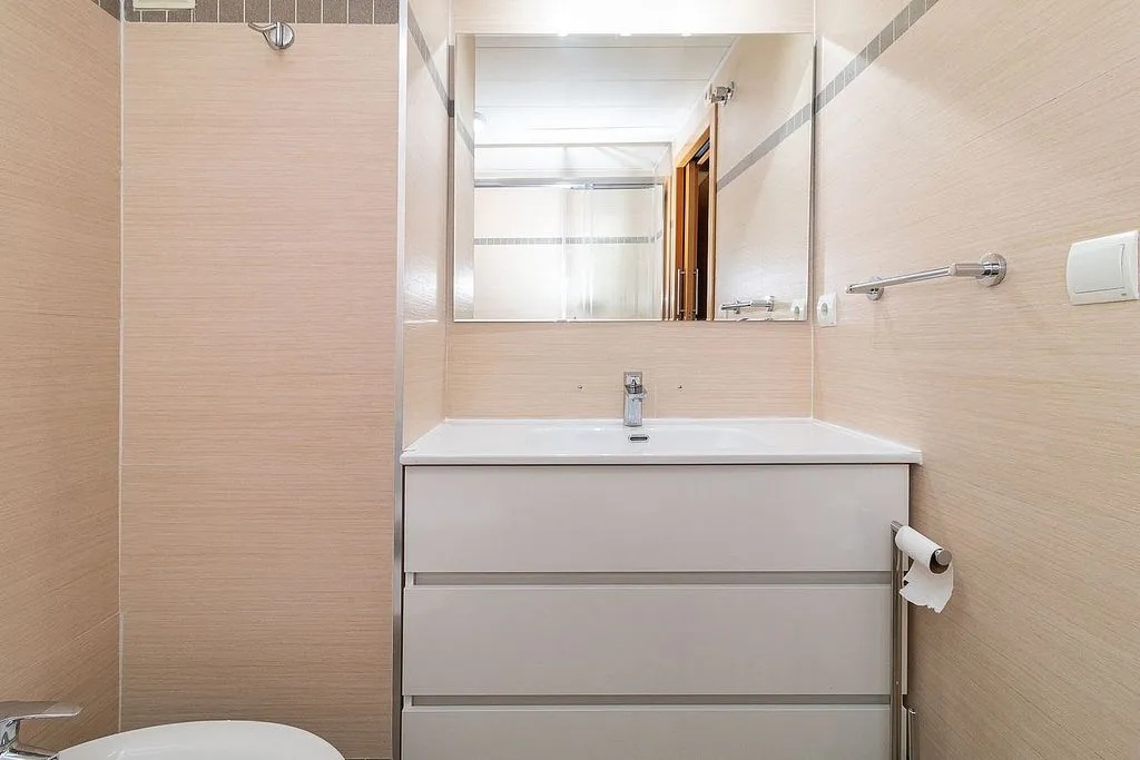 Salles de bain - 1-Bedroom Apartment with Pool in Valencia