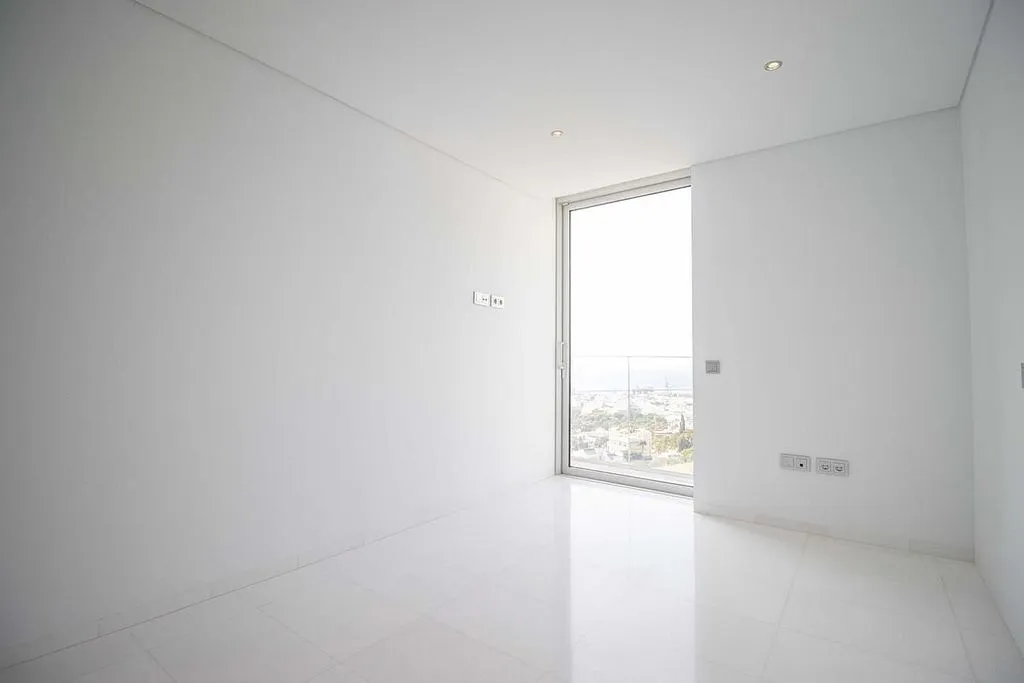 Pièces - Contemporary Townhouse with Pool in Ifara
