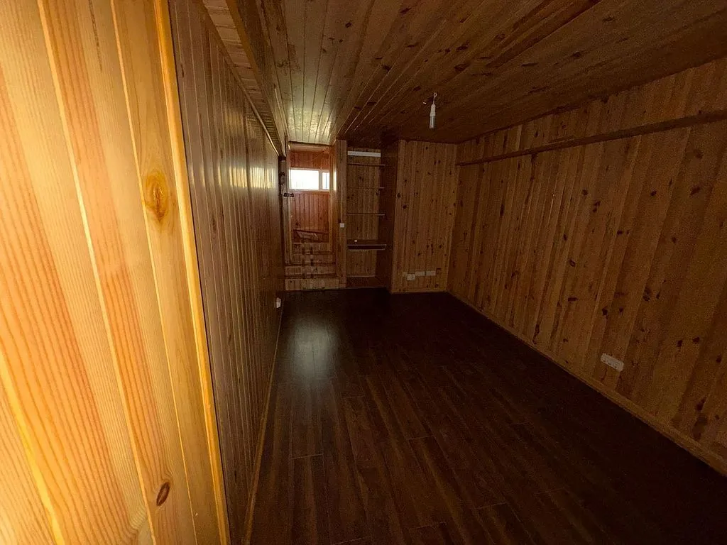 Ingresso - 3-Bedroom Flat with Private Patio in Rochelambert