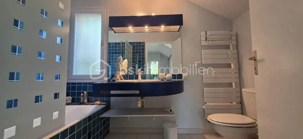 Salles de bain - Maison d'Architecte avec Piscine à Bizanos