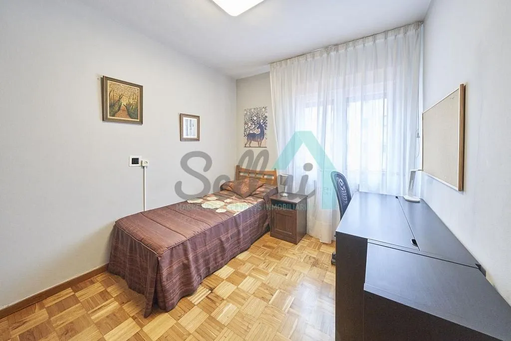 Camere da letto - Furnished Flat with Study Spaces in Oviedo