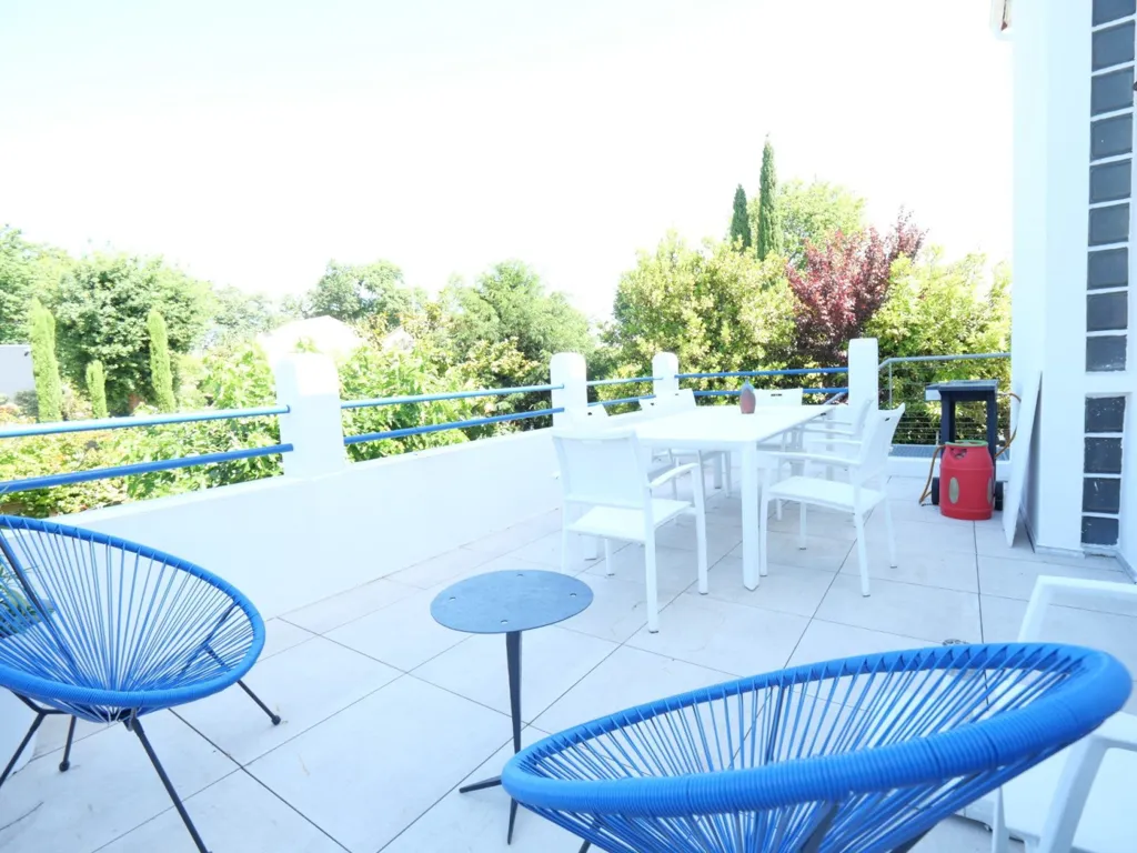 Terrazza - 6-Piece Villa with Garden in Royan