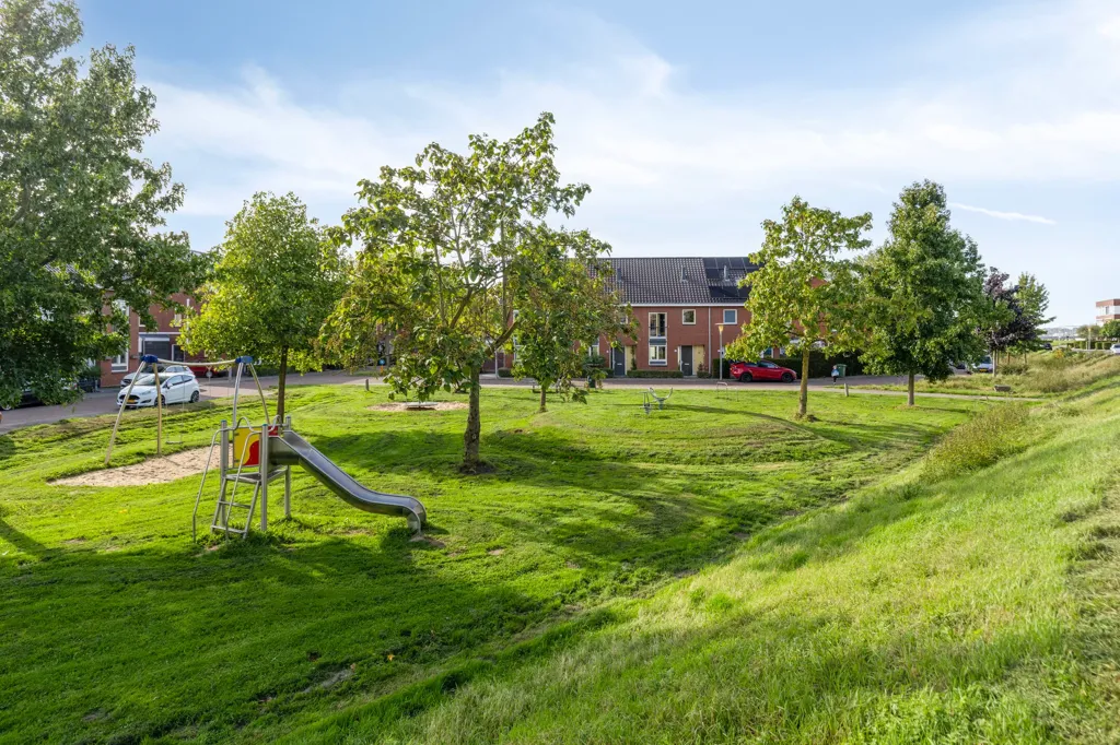 Jardin - Dijkwoning with Uiterwaarden View in Arnhem-Zuid