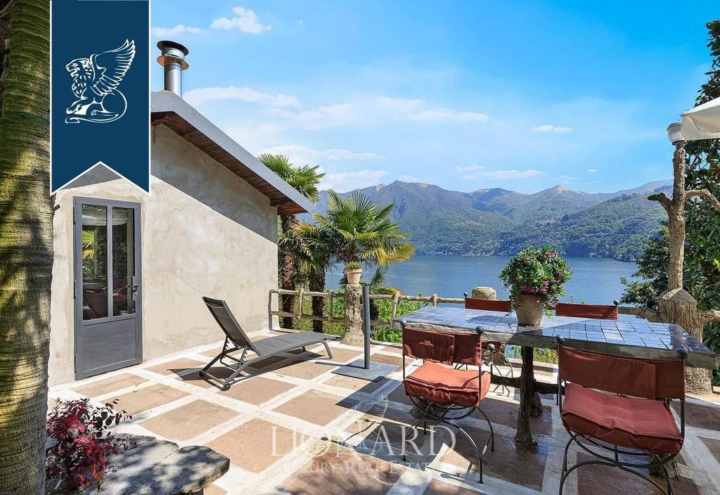 Terrass - Luxury Villa with Lake View in Moltrasio