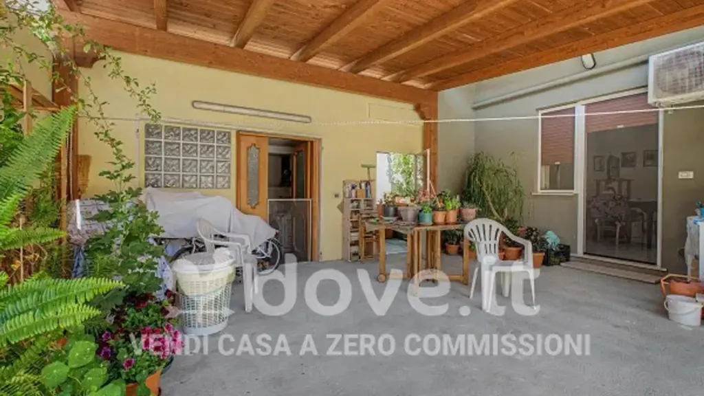 Terrasse - Ground Floor Apartment with Garden in Pescara