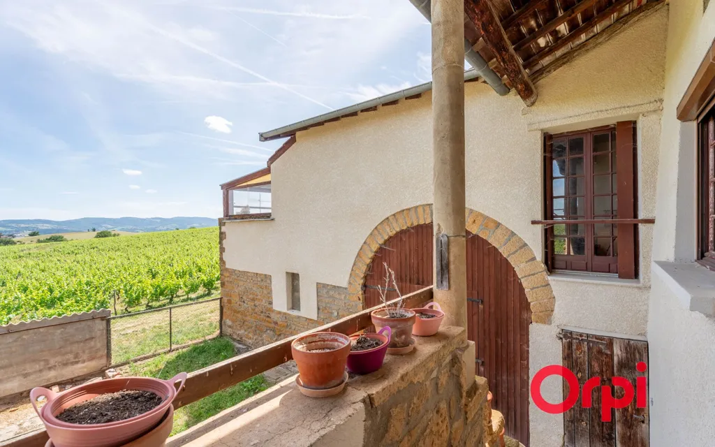 Terrass - Renovated House with Panoramic View in L'Arbresle