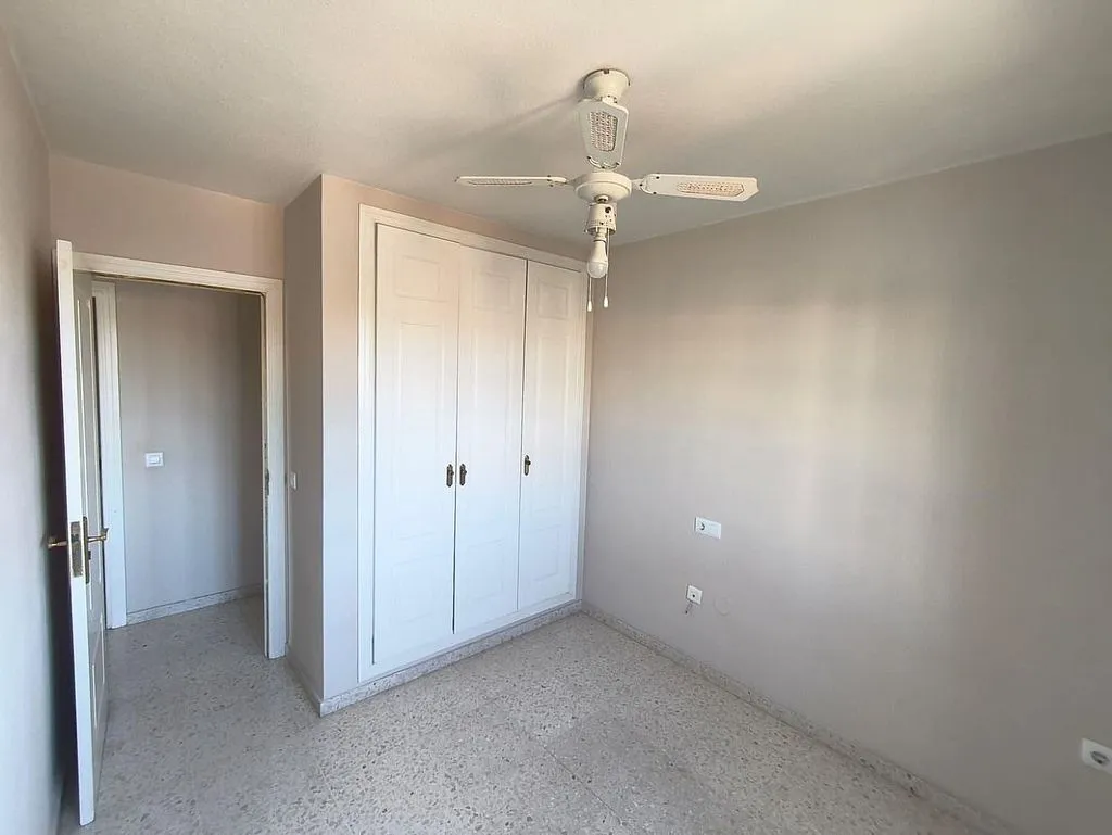 Toad - Apartment with Garage in La Goleta, Málaga