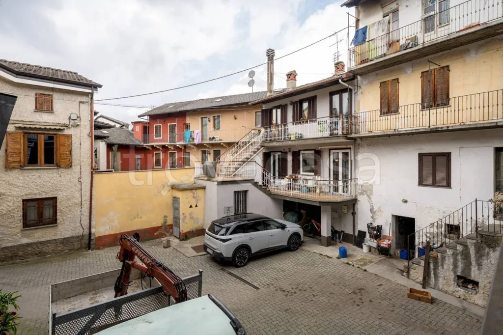Jardin - Independent House with Balcony in Dronero