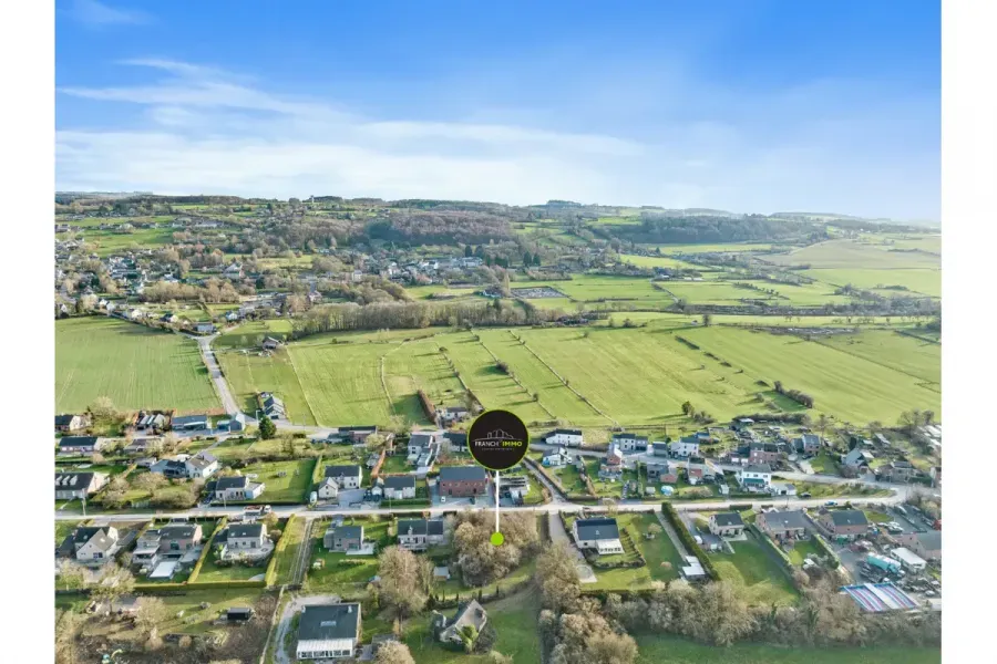 Vue aérienne - Terrain à bâtir dans un lotissement calme à Ferrières