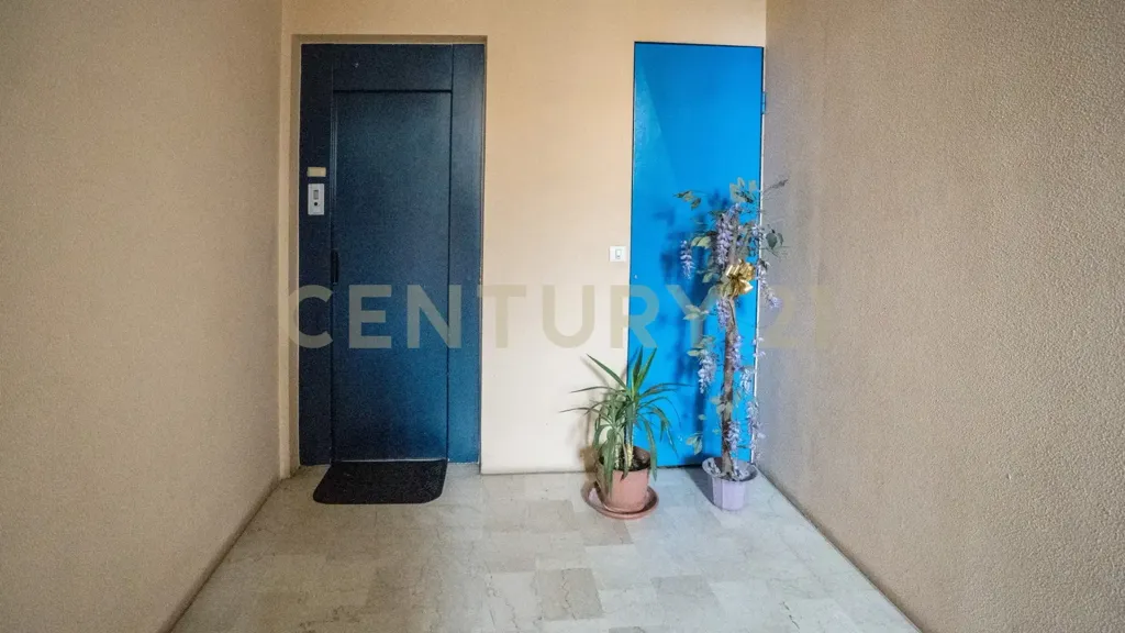 Entrée - Fully Rented Apartment with Central Park in Verona