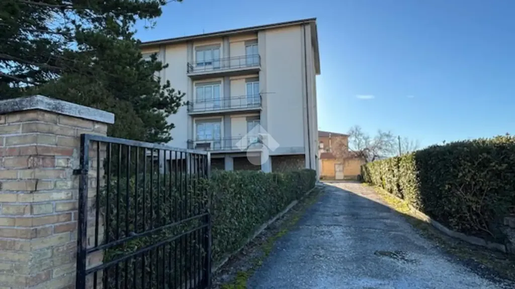 Välivaade - Spacious Apartment with Terraces in Gualdo Tadino