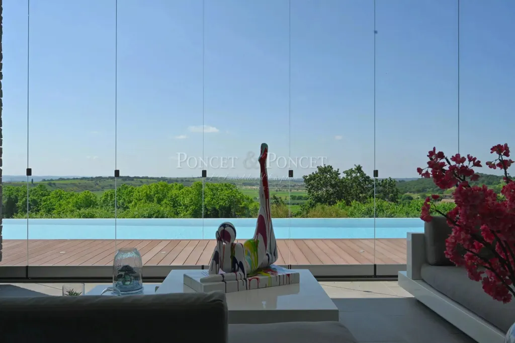Bassein - Architectural Villa with Valley View near Montpellier