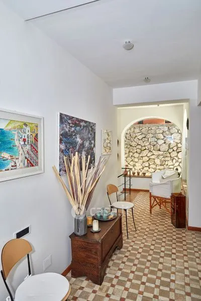 Entrée - Caprese-Style Villa with Sea View in Capri