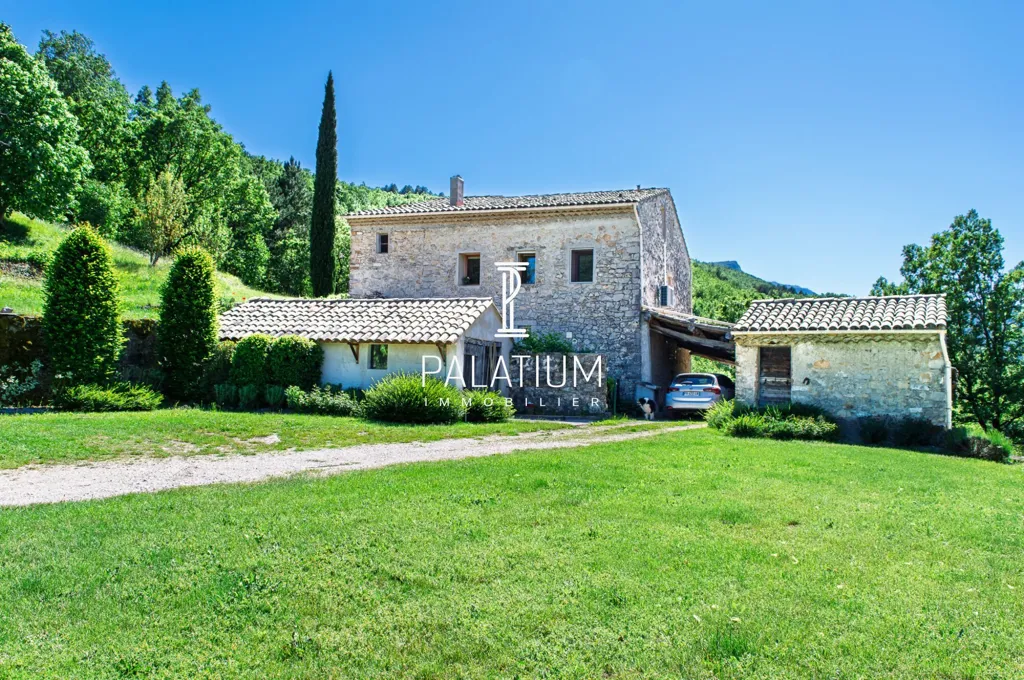 Exterior - Rustic Bastide with Mountain View near Sisteron