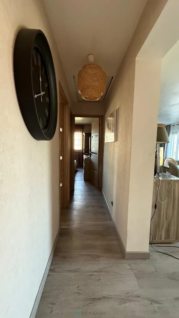 Esik - Evolutive House with Ample Potential in Residential Area