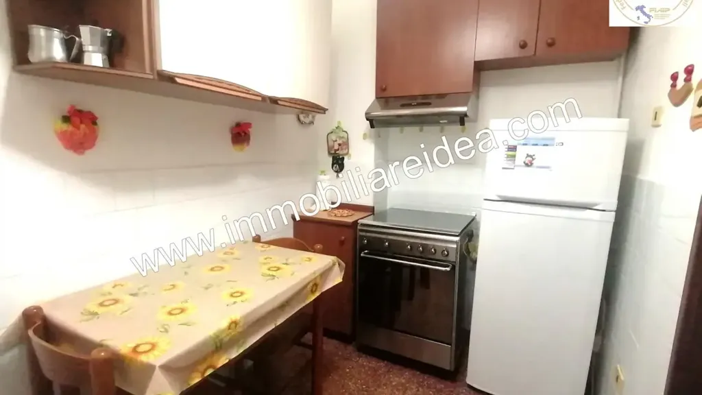 Cucina - Appartamento con vista mare a Rosignano Solvay