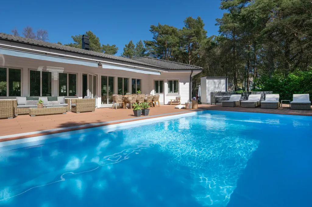 Pool - Spacious Bungalow with Pool in Ljungskogen