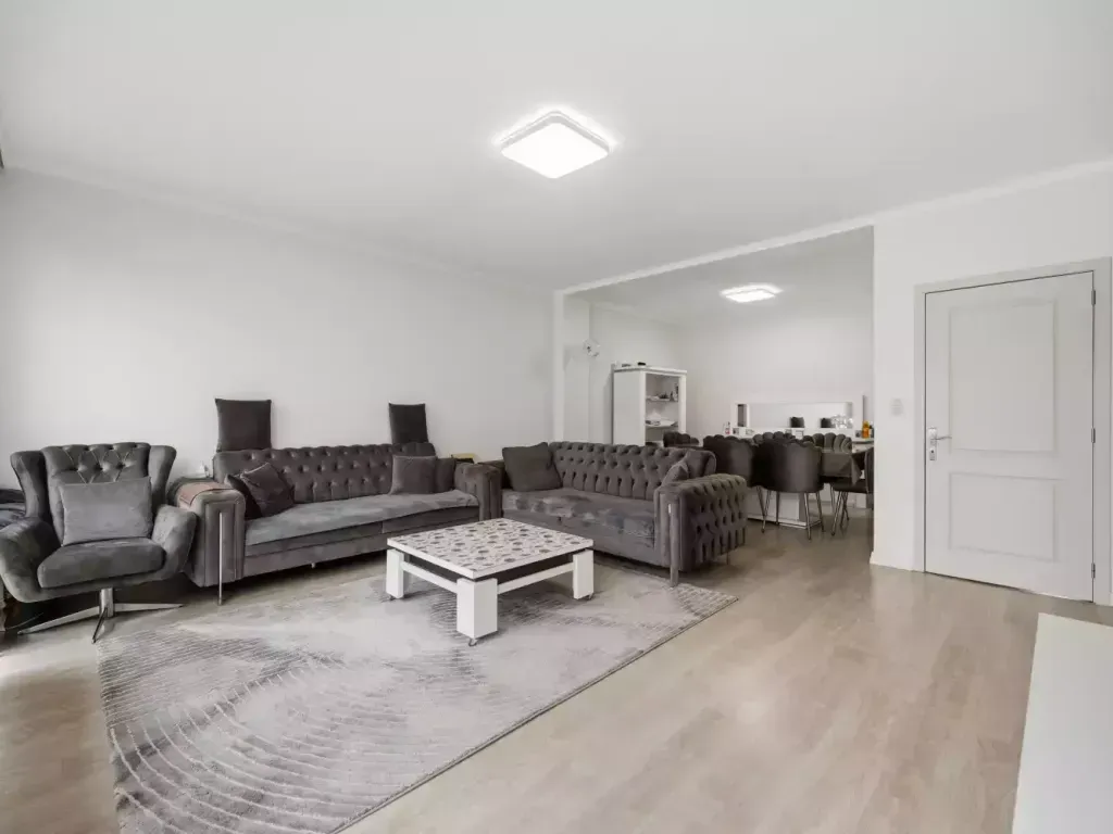 Elutuba - Penthouse with Panoramic View in Schaarbeek