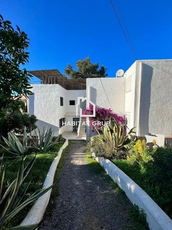 Välivaade - Modern Apartment with Terrace in Cala Tarida