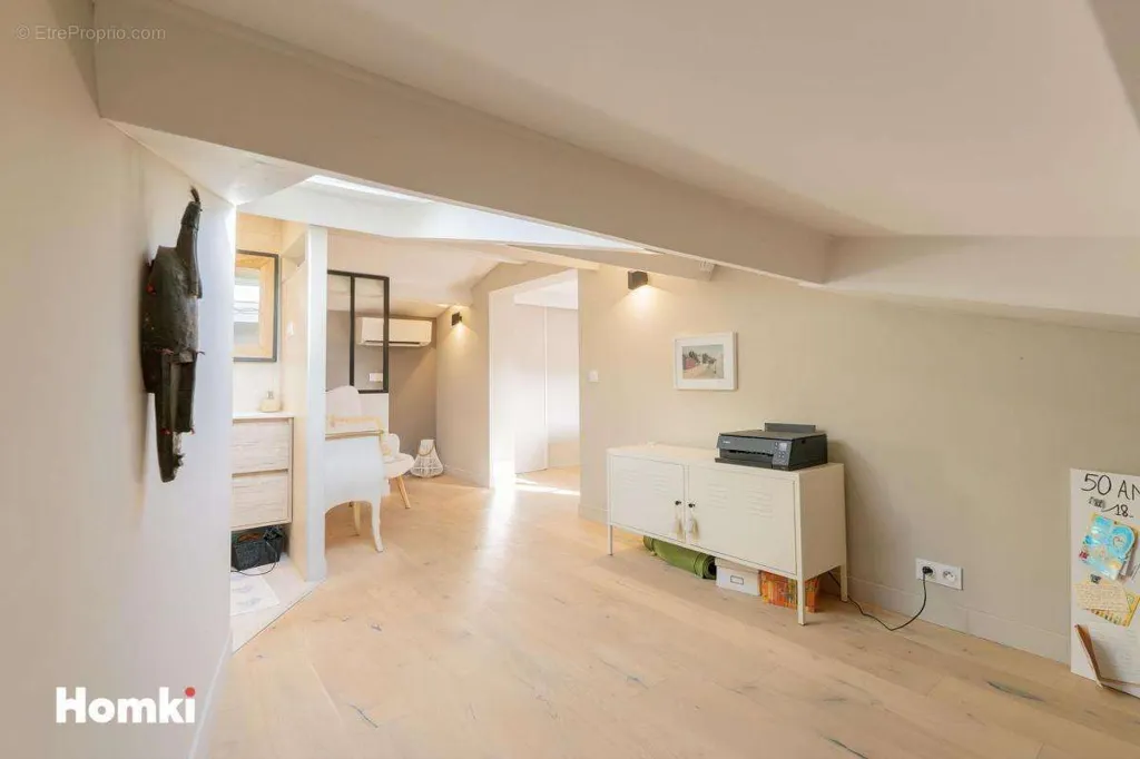 Esik - 3-Bedroom House with Terraces in Grasse Saint-Jacques