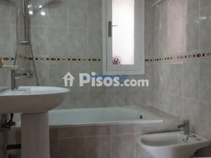Vannitoad - Spacious Flat with Terrace in Montequinto Centre