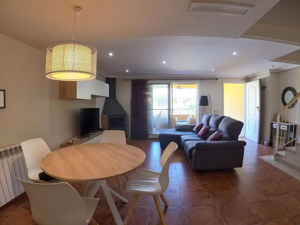Salle à manger - Semi-detached House with Pool in Almardà