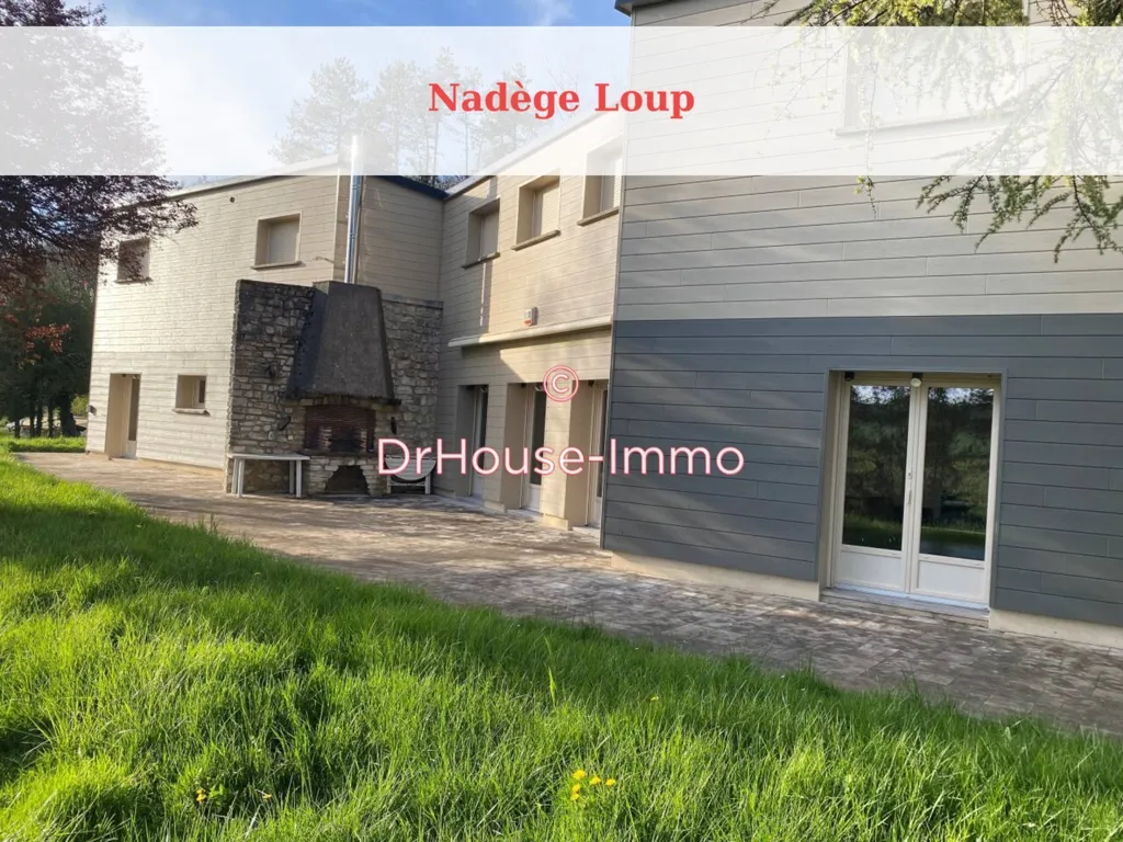 Välivaade - Architect-Designed House with Panoramic View in Ouanne