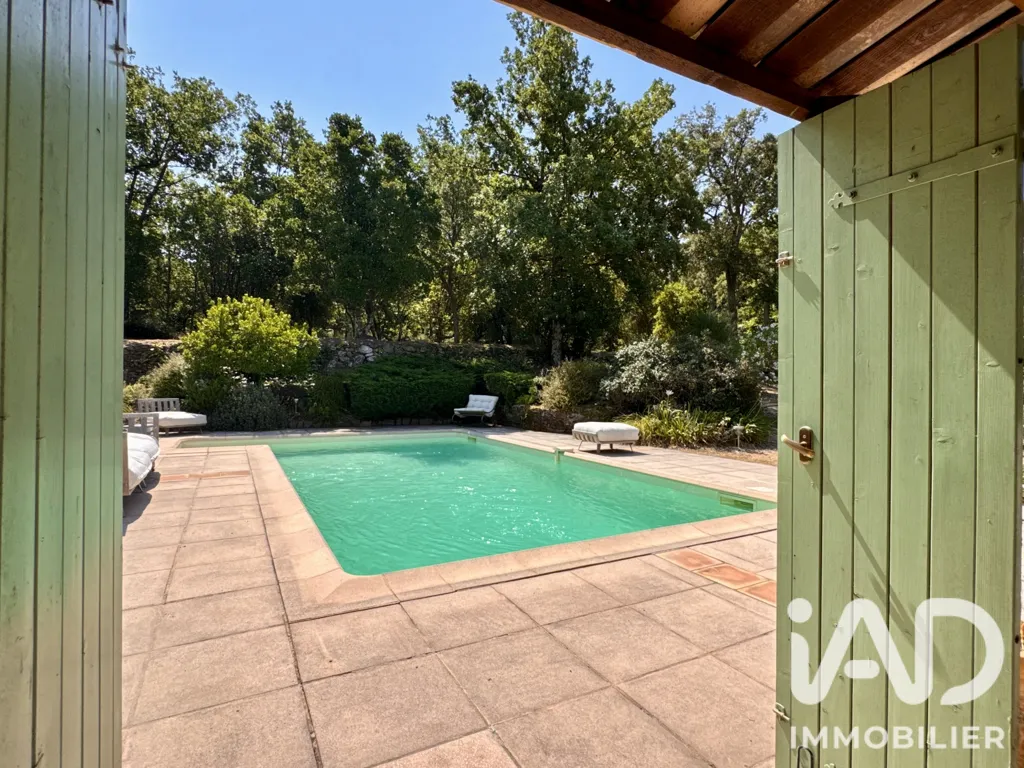 Piscine - Maison de Campagne avec Piscine à La Garde-Freinet
