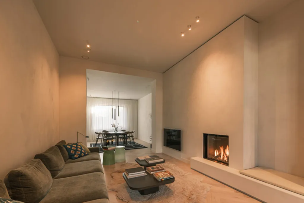 Elutuba - Architecturally Distinctive Townhouse in Antwerp