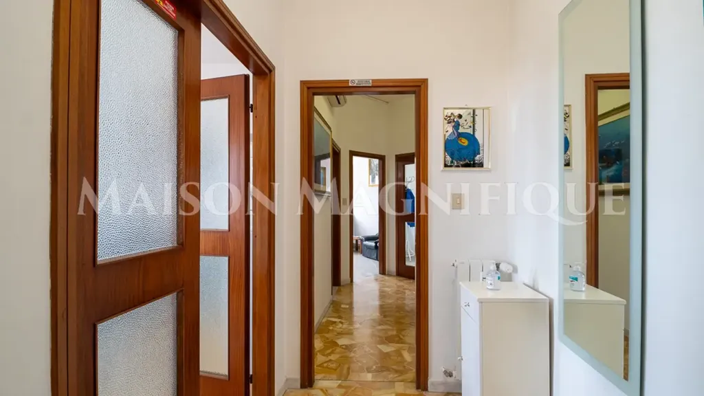 hallway_entrance