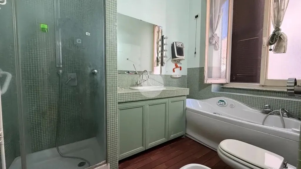 Bagni - Central Apartment with Balcony in La Spezia