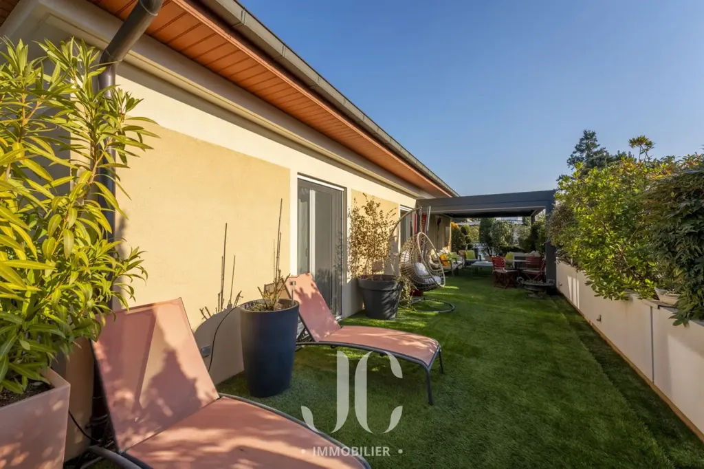 Aed - Luxury Flat with Terrace in Tassin-la-Demi-Lune
