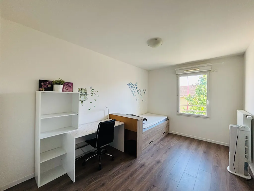 Magamistoad - Modern Flat with South-Facing Balcony in Bezons