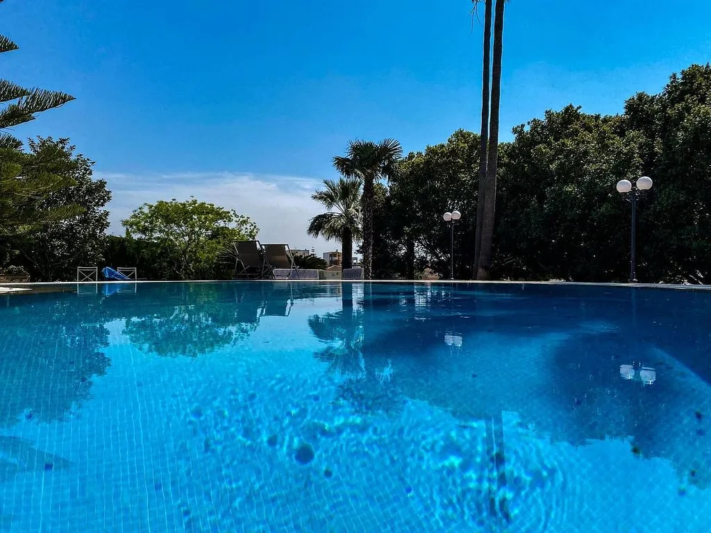 Bassein - Luxury Chalet with Pool in Alginet