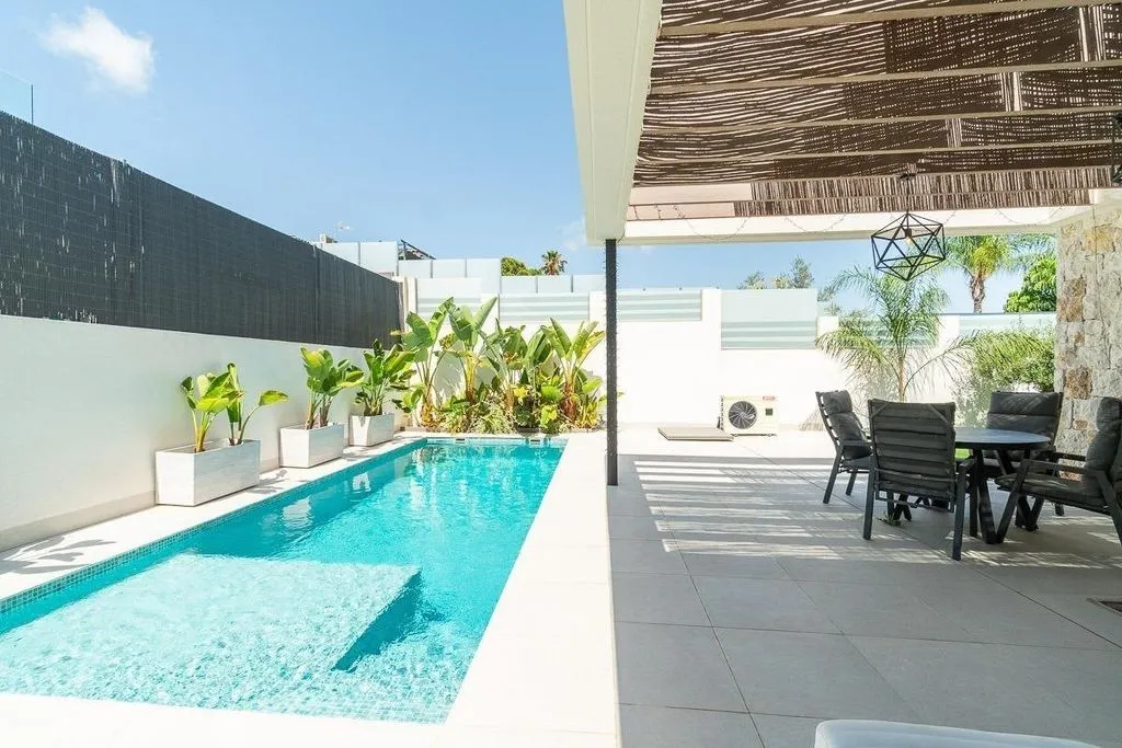 pool_area