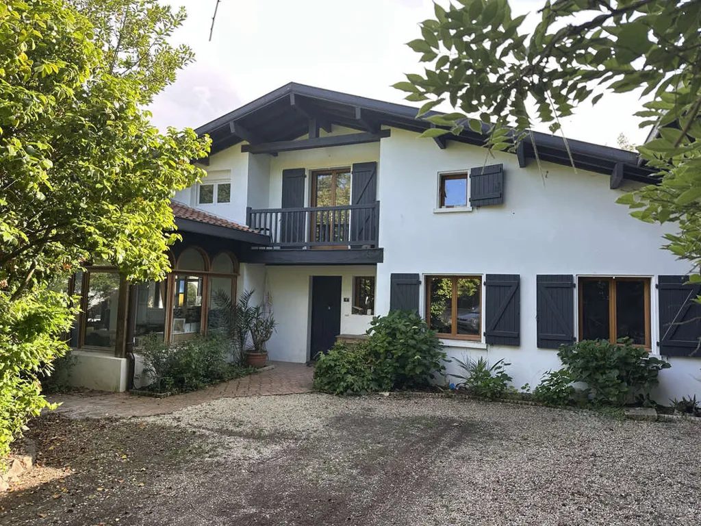 Extérieur - Maison Familiale avec Jardin à Bayonne