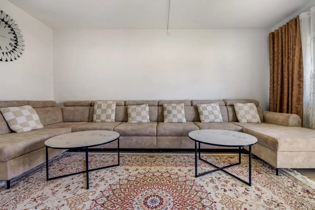 Elutuba - Condo with French Balcony in Hillerød