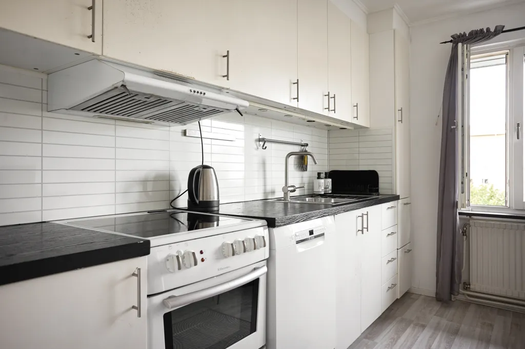 Cuisine - Apartment with West-Facing Balcony in Göteborg