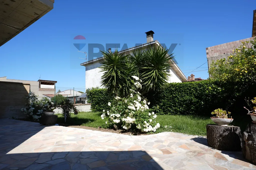 Garden - Bifamiliar Villa with Garden in Lanciano