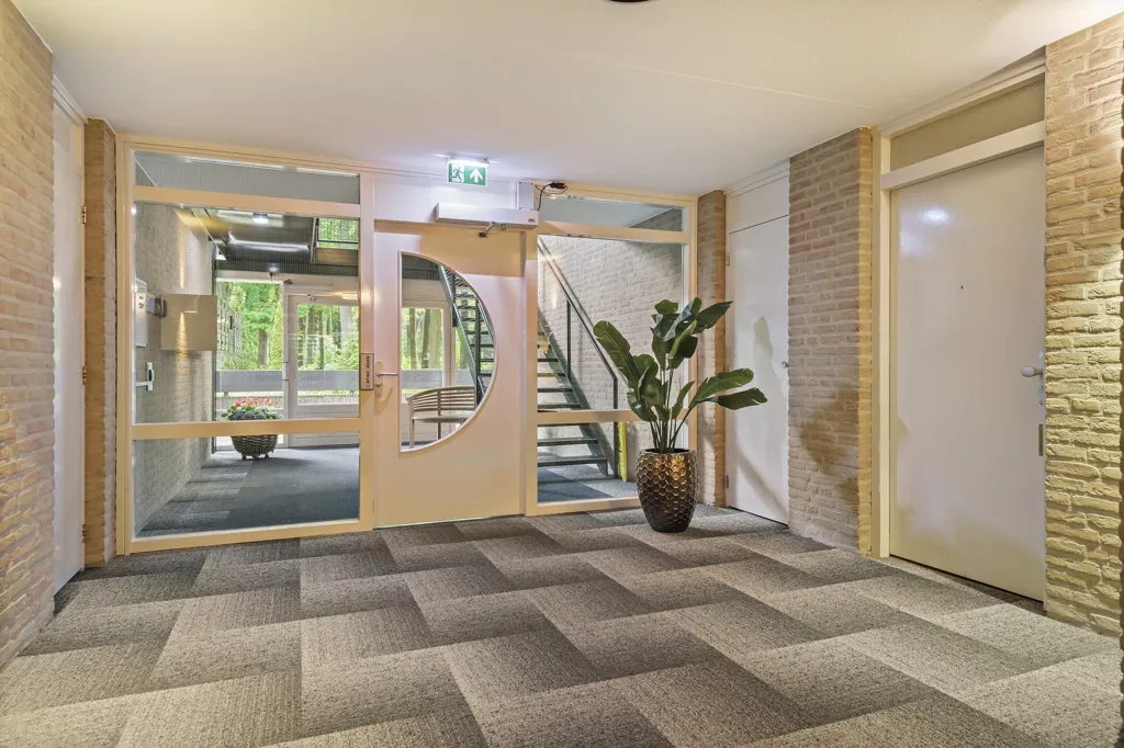Entrée - Portiekflat with Garden in Oosterbeek