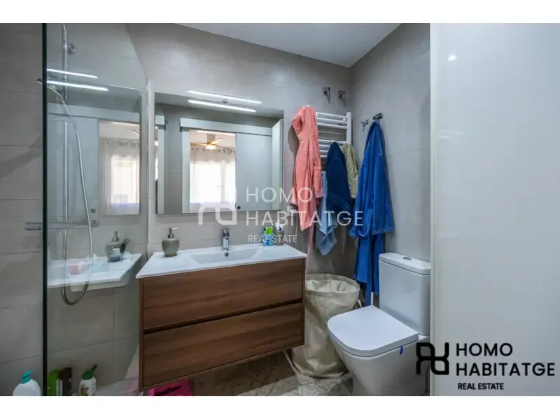 Salles de bain - Reformed Duplex with Terrace in Gràcia, Sabadell