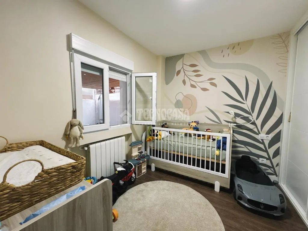 Magamistoad - Modernised Flat with Balcony in Madrid Centre